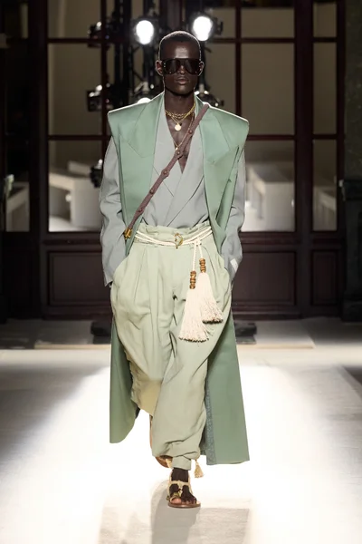 Look 20